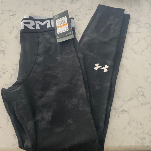 Under Armour Mens Cold Gear NWT size small - Picture 1 of 1